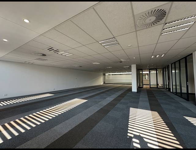 488M² OFFICE TO LET IN CENTURION CENTRAL